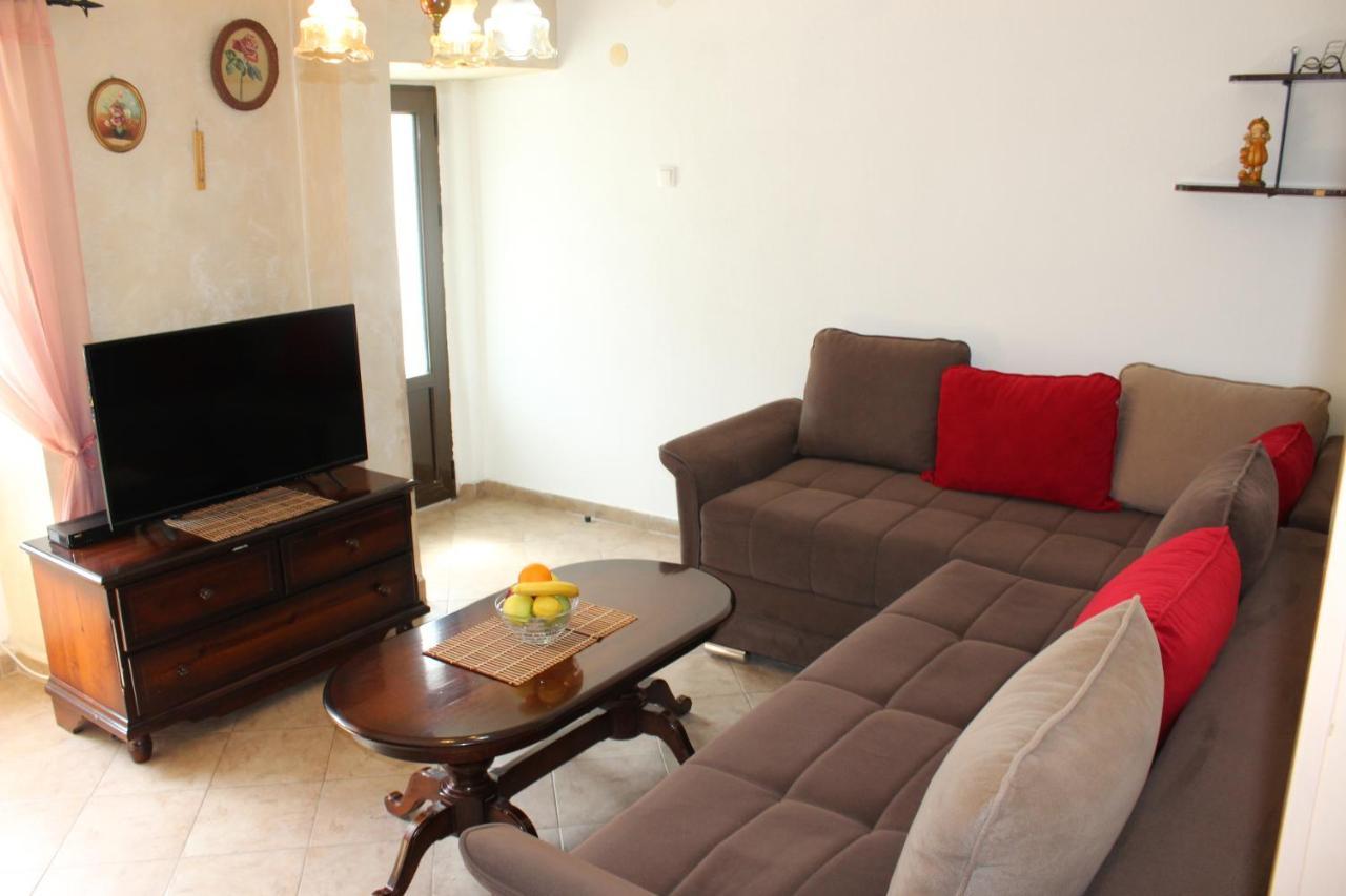 Mare E Montagna Apartment Kotor Exterior foto