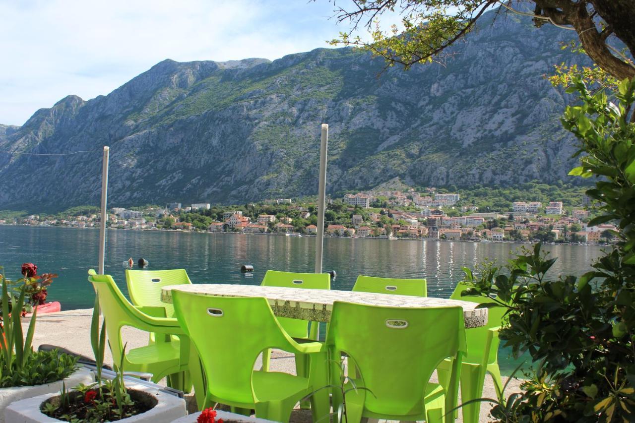 Mare E Montagna Apartment Kotor Exterior foto